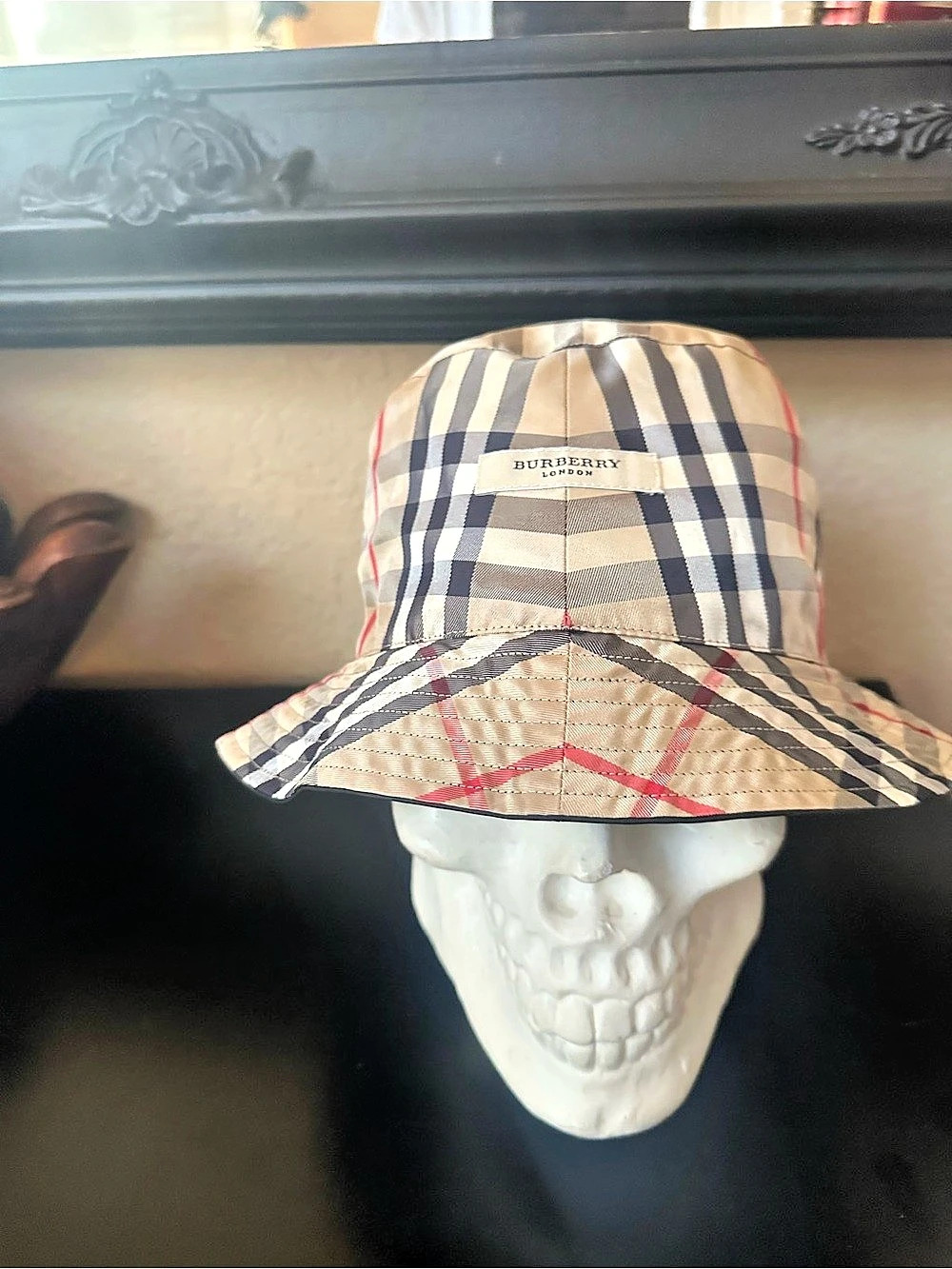 Burberry London Check Bucket Hat in Beige & Black